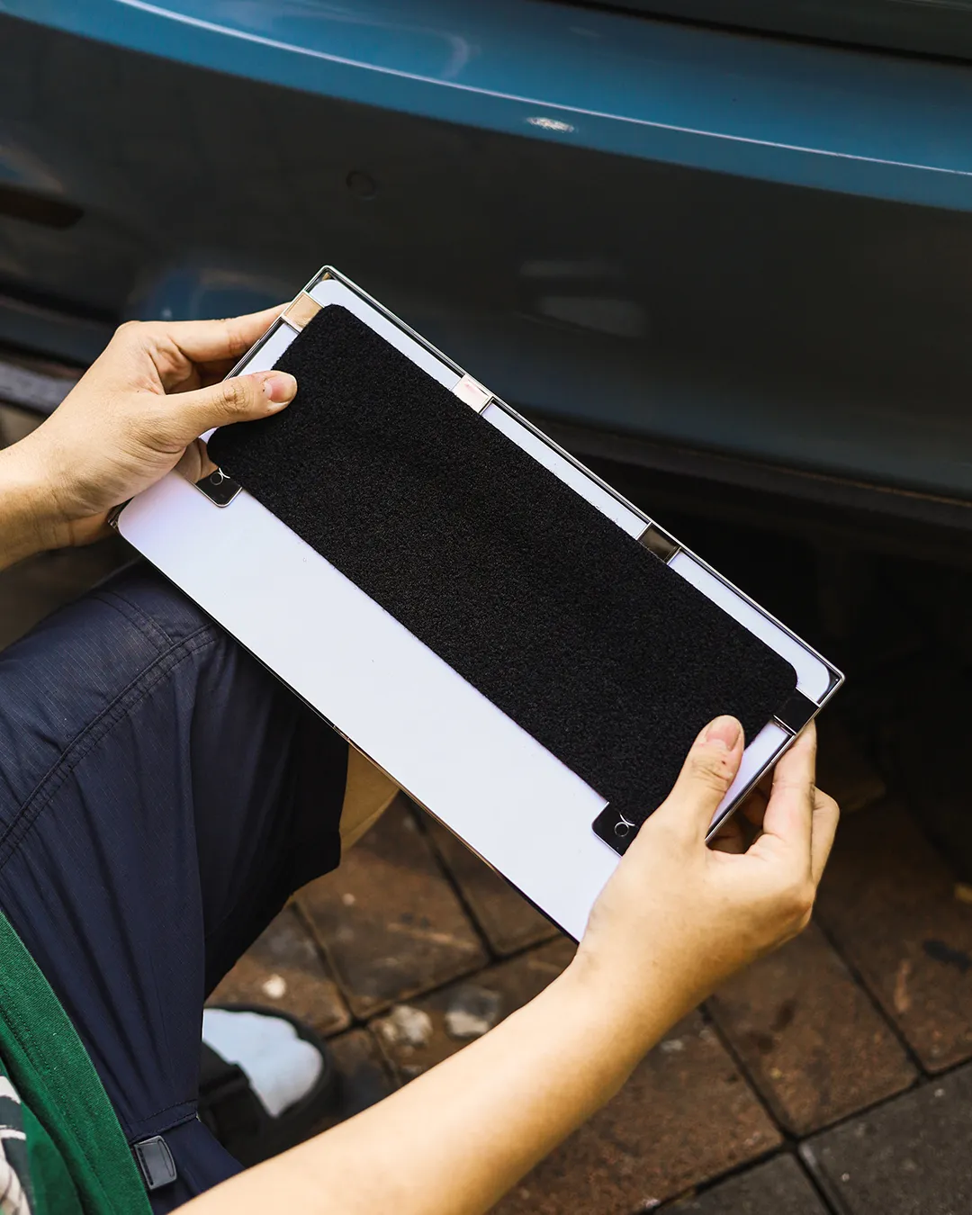 Velcro Plate Holder